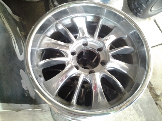 มีคู่เดี่ยว  ขอบ18  กว้างๆๆ