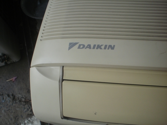 แอร์ไดกิ้น18000BTUสภาพเย็นเงียบ ยี่ห้อห้างแท้ราคา5500บาท