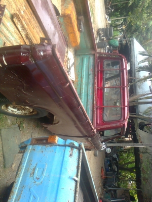 ขายดัสสัน 521 ครับมี 2 คัน ขายดัสสัน 521 ครับมี 2 คัน