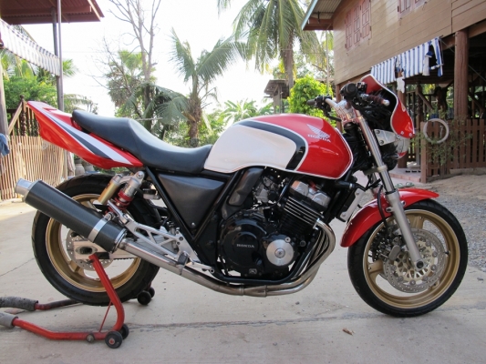 cb 400 ปี 96