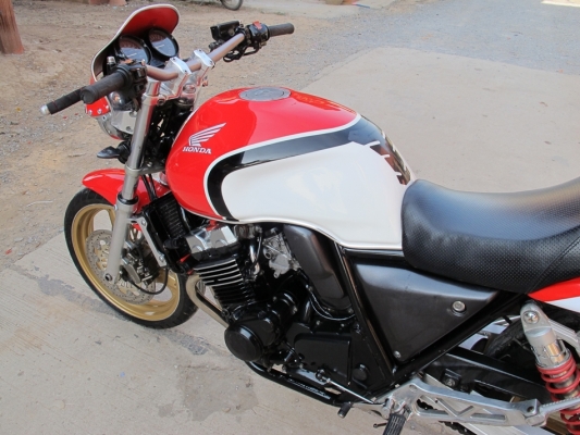 cb 400 ปี 96