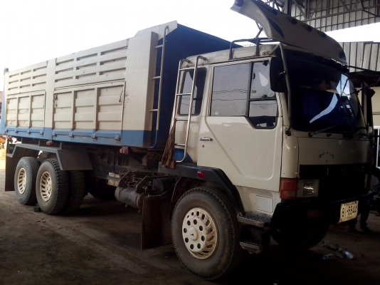 ด่วนๆ เลยครับ พ่อค้าท่านใดสนใจ หลง TD วางเครื่อง 6D17 หลังไมด์ครับ