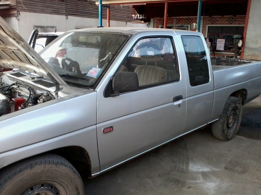 ขายนิสันบิ๊กเอ็มปี95แค็บ 115000 จอโค้ง