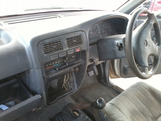 ขายนิสันบิ๊กเอ็มปี95แค็บ 115000 จอโค้ง