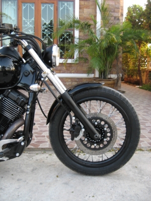 ขาย yamaha dragstar400 ปี 98 แต่งประกอบใหม่ พร้อมทะเบียน