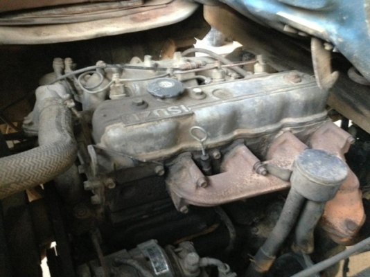 6ล้อ KS22 เครื่อง110แรง 4BD1 ยางดี หัวสวย คัทรีสวย กะบะพื้นสแตนเลส ติดต่อ.0861237456 คุณไก่