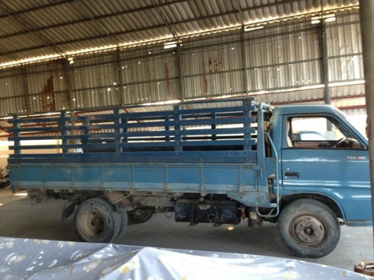 6ล้อ KS22 เครื่อง110แรง 4BD1 ยางดี หัวสวย คัทรีสวย กะบะพื้นสแตนเลส ติดต่อ.0861237456 คุณไก่