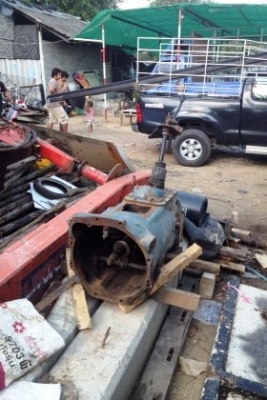 ขายด่วน เกียร์รถไถฟอร์ด (Ford) รุ่น 6610 ของนอก ยังไม่ได้ในไทย ราคา 65,000 บาท ขายด่วน เกียร์รถไถฟอร์ด (Ford) รุ่น 6610 ของนอก ยังไม่ได้ในไทย ราคา 65,000 บาท