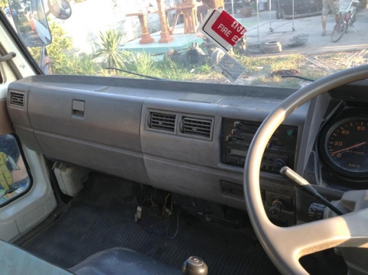 KM779 เครื่องWO4D 117แรง ติดเฮี๊ยบ3ตัน เบรกทิฟฟี่ เพลาFBR ยางสวย หัวสวย คัทรีสวย พร้อมใช้ ติดต่อ.0861237456 คุณไก่ KM779 เครื่องWO4D 117แรง ติดเฮี๊ยบ3ตัน เบรกทิฟฟี่ เพลาFBR ยางสวย หัวสวย คัทรีสวย พร้อมใช้ ติดต่อ.0861237456 คุณไก่