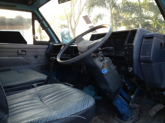 NPR59LL เครื่อง4BD1 115แรง รถห้างแท้ เกียร์สั้น คัทรีสวย พร้อมใช้ ติดต่อ.0861237456 คุณไก่