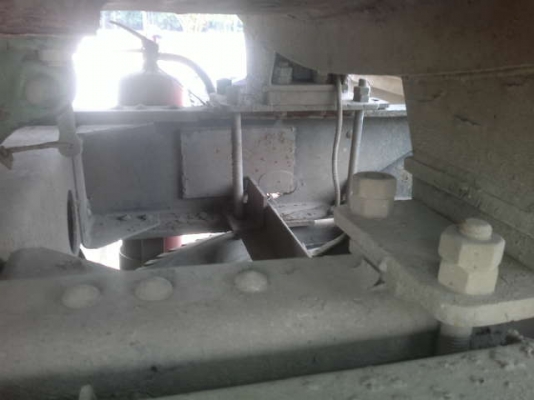 รถอิซูซุ 10 ล้อ บรรทุกน้ำมัน 175 แรงม้า สนใจติดต่อ 081 - 6079515 รถอิซูซุ 10 ล้อ บรรทุกน้ำมัน 175 แรงม้า สนใจติดต่อ 081 - 6079515