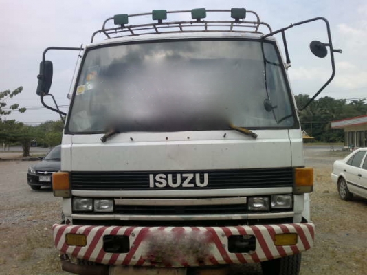รถอิซูซุ 10 ล้อ บรรทุกน้ำมัน 175 แรงม้า สนใจติดต่อ 081 - 6079515 รถอิซูซุ 10 ล้อ บรรทุกน้ำมัน 175 แรงม้า สนใจติดต่อ 081 - 6079515