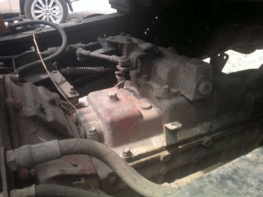 รถอิซูซุ 10 ล้อ บรรทุกน้ำมัน 175 แรงม้า สนใจติดต่อ 081 - 6079515 รถอิซูซุ 10 ล้อ บรรทุกน้ำมัน 175 แรงม้า สนใจติดต่อ 081 - 6079515