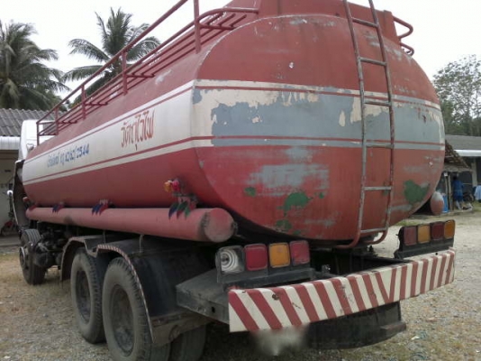 รถอิซูซุ 10 ล้อ บรรทุกน้ำมัน 175 แรงม้า สนใจติดต่อ 081 - 6079515 รถอิซูซุ 10 ล้อ บรรทุกน้ำมัน 175 แรงม้า สนใจติดต่อ 081 - 6079515