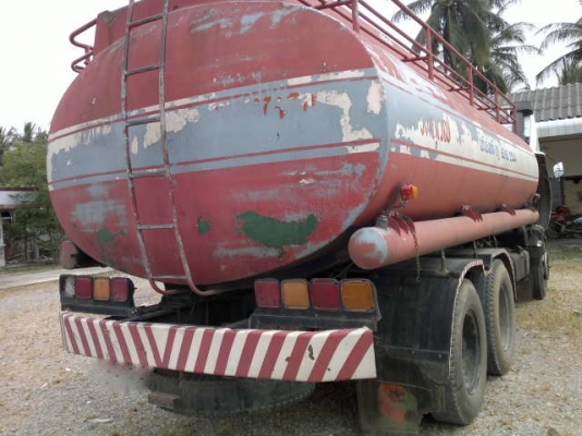 รถอิซูซุ 10 ล้อ บรรทุกน้ำมัน 175 แรงม้า สนใจติดต่อ 081 - 6079515 รถอิซูซุ 10 ล้อ บรรทุกน้ำมัน 175 แรงม้า สนใจติดต่อ 081 - 6079515