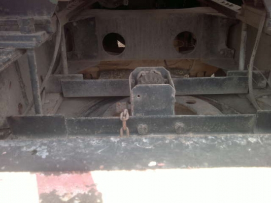 รถอิซูซุ 10 ล้อ บรรทุกน้ำมัน 175 แรงม้า สนใจติดต่อ 081 - 6079515 รถอิซูซุ 10 ล้อ บรรทุกน้ำมัน 175 แรงม้า สนใจติดต่อ 081 - 6079515