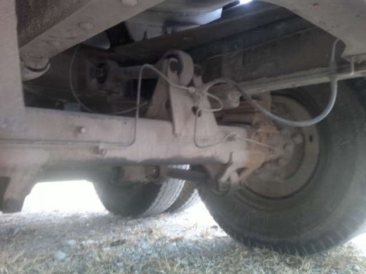 รถอิซูซุ 10 ล้อ บรรทุกน้ำมัน 175 แรงม้า สนใจติดต่อ 081 - 6079515 รถอิซูซุ 10 ล้อ บรรทุกน้ำมัน 175 แรงม้า สนใจติดต่อ 081 - 6079515