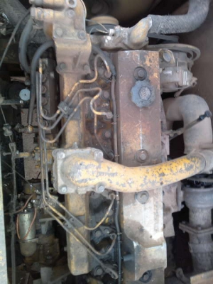 รถแบคโฮ KOMATSU 200 - 5 ( คอนโทนสั้น ) สนใจติดต่อ 081 - 6079515 รถแบคโฮ KOMATSU 200 - 5 ( คอนโทนสั้น ) สนใจติดต่อ 081 - 6079515