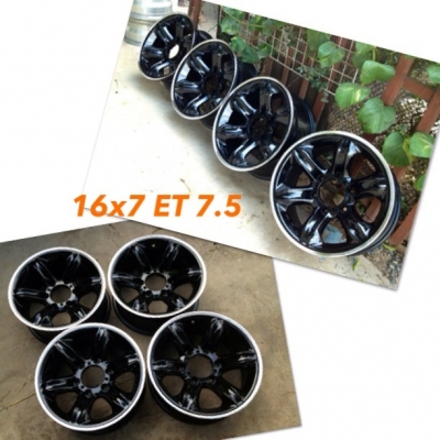 ขายล้อเล็บเหยี่ยวแท้ ดุมเดิมๆ สภาพสวยมาก 11500 บาทครับ