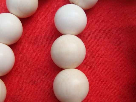 สร้อยงาช้างแบบอลังการ