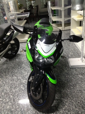 ขายนินจา250 และ DUCATIสภาพ99\% ถูกๆครับ