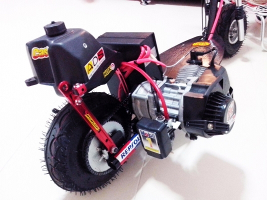 Scooter 50cc สตาร์ทมือ ทรง Goped Scooter 50cc สตาร์ทมือ ทรง Goped