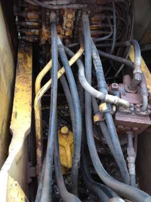 รถแบคโฮ KOMATSU PC 200 - 7 ( รถทำงาน 16000 ซม. ) สนใจติดต่อ 081 - 6079515 รถแบคโฮ KOMATSU PC 200 - 7 ( รถทำงาน 16000 ซม. ) สนใจติดต่อ 081 - 6079515