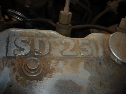 720 sd 25 ดีเซล เครื่่องดีติดง่าย 5 เกียร์ ภายในสมบูรณ์ ภาษีไม่ขาด พร้อมโอน 720 sd 25 ดีเซล เครื่่องดีติดง่าย 5 เกียร์ ภายในสมบูรณ์ ภาษีไม่ขาด พร้อมโอน