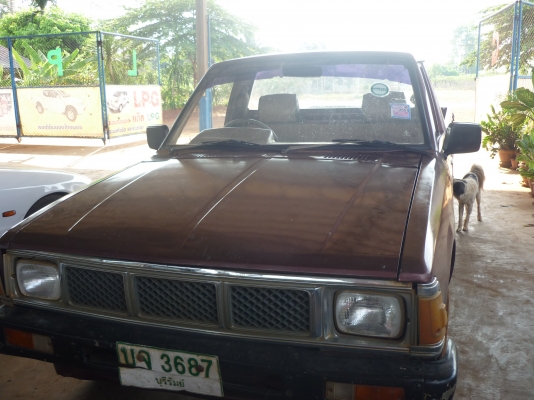 720 sd 25 ดีเซล เครื่่องดีติดง่าย 5 เกียร์ ภายในสมบูรณ์ ภาษีไม่ขาด พร้อมโอน