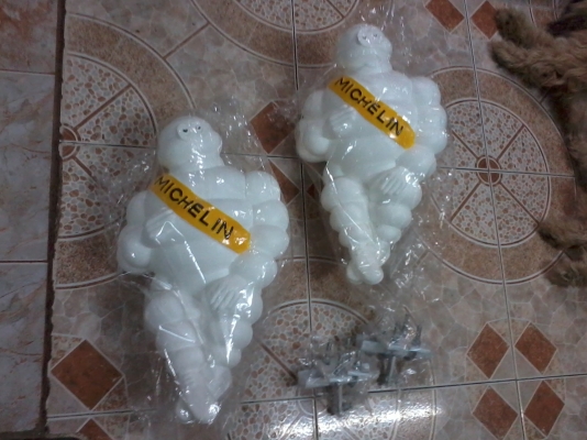 ขายตู๊กตาติดรถ