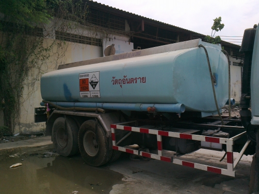 ขายรถ10ล้อบรรทุกน้ำมัน เครื่อง175แรง พร้อมใช้งาน ขายรถ10ล้อบรรทุกน้ำมัน เครื่อง175แรง พร้อมใช้งาน