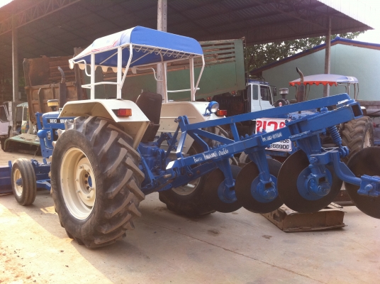 ขายถูกรถแทรกเตอร์ FORD 6600 T3 สภาพพร้อมใช้ เอกสารทะเบียนพร้อมโอน ขายถูกรถแทรกเตอร์ FORD 6600 T3 สภาพพร้อมใช้ เอกสารทะเบียนพร้อมโอน