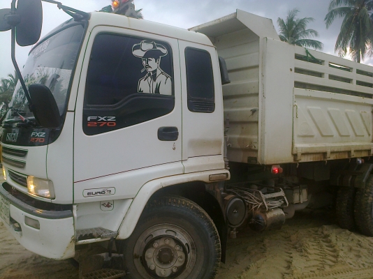 แม่-ลูกดั้มอีซุฯ270แรงปี*49 ยูโร2 รถสวยมาก