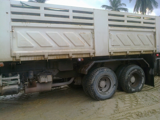 แม่-ลูกดั้มอีซุฯ270แรงปี*49 ยูโร2 รถสวยมาก