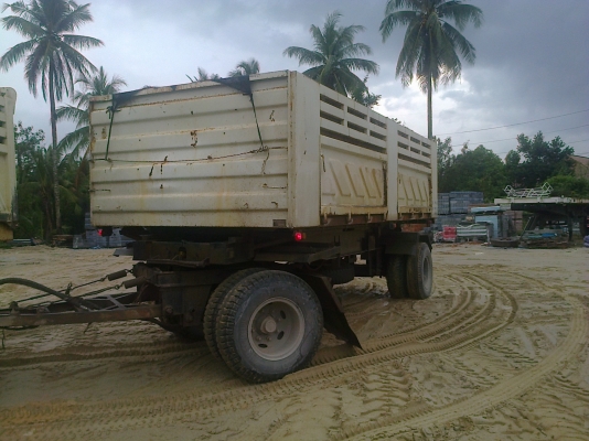 แม่-ลูกดั้มอีซุฯ270แรงปี*49 ยูโร2 รถสวยมาก