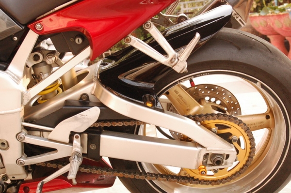 <<ขายแล้วคับ>> YAMAHA R1 THAILAND 1000cc พร้อมสรรพสามิตและของแต่ง สวยๆๆ