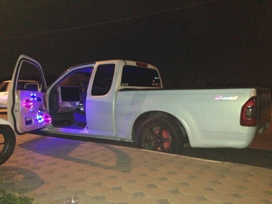 ขาย isuzu dmax ปี 2002