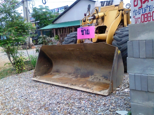 ขายด่วน..รถตัก KOMATSU 515 รถสวยตลอดคัน ตักแรง ได้งานไว ประหยัดน้ำมันเกินคุ้ม.