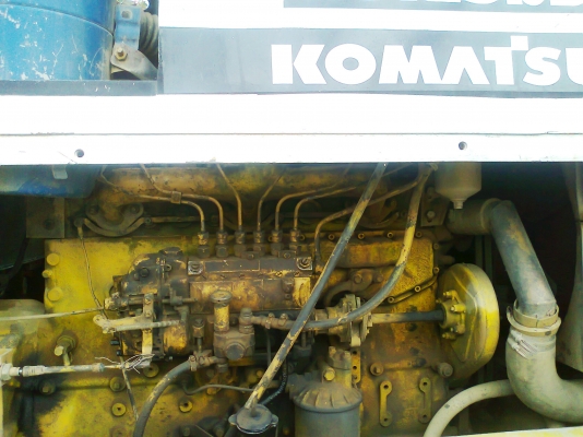 ขายด่วน..รถตัก KOMATSU 515 รถสวยตลอดคัน ตักแรง ได้งานไว ประหยัดน้ำมันเกินคุ้ม.