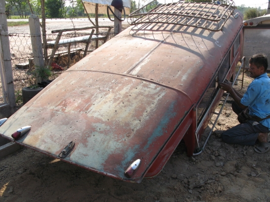 หลังคารถสี่ล้อ จากเชียงใหม่