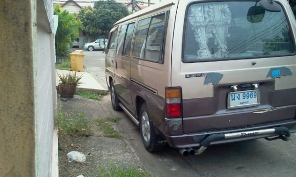 ขาย รถตู้ ตัวนอก NISSAN TD27 พาวเวอร์ กระจกไฟฟ้า ปี 1998 ราคาพิเศษ