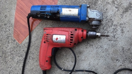 สว่านMaktec กับเครื่องเจียรไฟฟ้าToshiba สภาพดี พร้อมใช้งาน สว่านMaktec กับเครื่องเจียรไฟฟ้าToshiba สภาพดี พร้อมใช้งาน