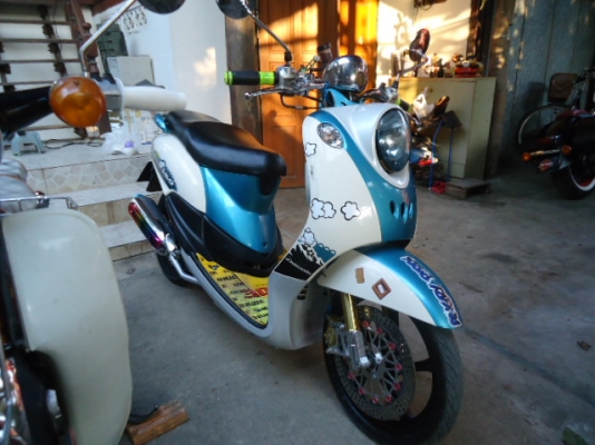 รถแต่ง มิโอ ฟิโน่ สภาพดี สวยๆ แม็กสีดำ รถสีเขียว ขาว ยางใหม่ มีเล่มทะเบียนโอนพร้อม ไม่ขาดต่อ ลดราคา 14,000.- อยู่เชียงใหม่ครับ