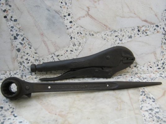 ประแจบล็อกด้ามฟรีเบอร์17-21   TOP  JAPAN