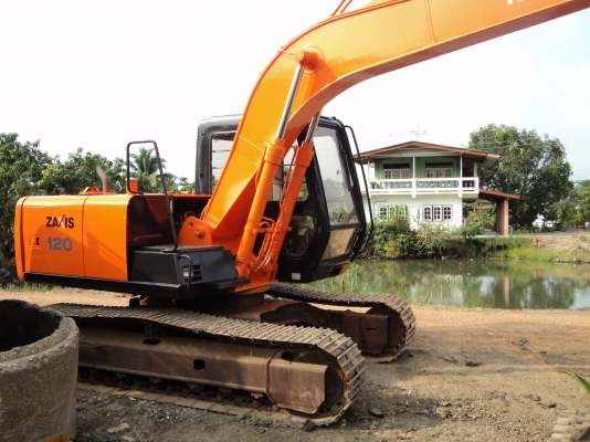 ขายด่่วน HITACHI EX120-2 เก่าญี่ปุ่น100 \%ทำสีใหม่แล้วจ้า นำเข้าเองจากญี่ปุ่น สภาพสวย จริง ๆๆ นะ ขายด่่วน HITACHI EX120-2 เก่าญี่ปุ่น100 \%ทำสีใหม่แล้วจ้า นำเข้าเองจากญี่ปุ่น สภาพสวย จริง ๆๆ นะ