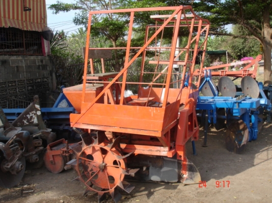 ขายหางปลูกอ้อยของก.แสงยนต์ สองหัว 30เซ็น สนใจโทรสอบถาม 081-8570337 คุณสวน