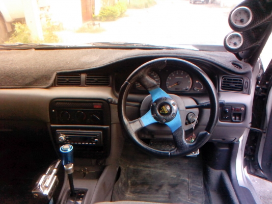 ขายรถสวยครับ SUNNY 1.5 EX SALOON โฉม ไฟชั้นเดียว AUTO