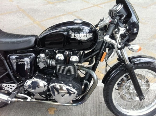 Triumph thruxton ปี08 รถศูนย์--ลดราคาแล้ว