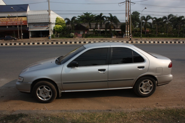 ขายรถสวยครับ SUNNY 1.5 EX SALOON โฉม ไฟชั้นเดียว