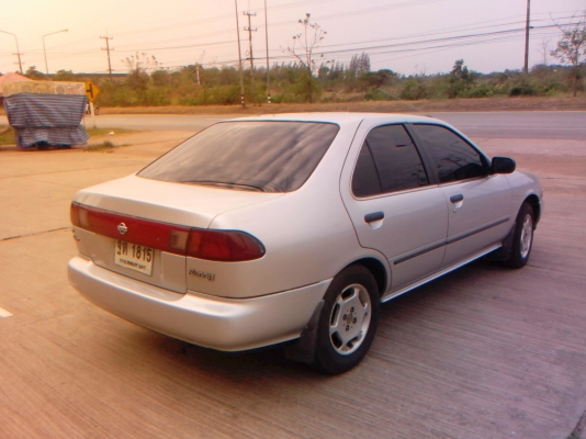 ขายรถสวยครับ SUNNY 1.5 EX SALOON โฉม ไฟชั้นเดียว